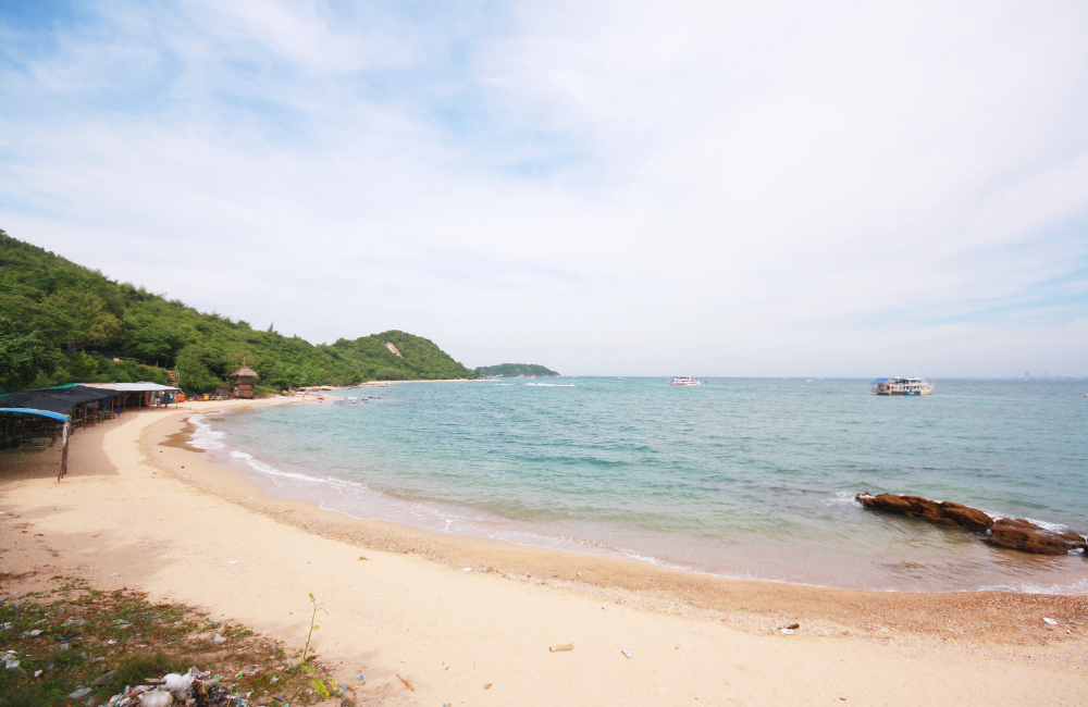 กิจกรรมที่น่าสนใจบนเกาะล้าน