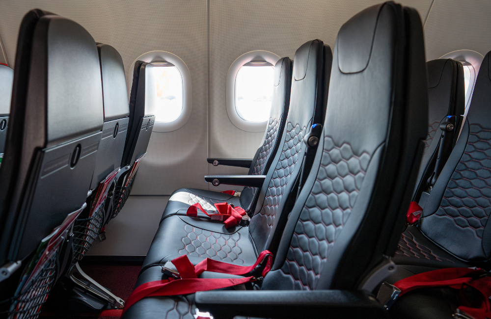 ที่นั่งบนเครื่องบินแบบไหนดี